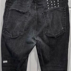 Great condition size 32